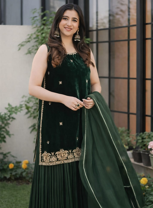 Arzul Elite – Emerald Velvet Ensemble